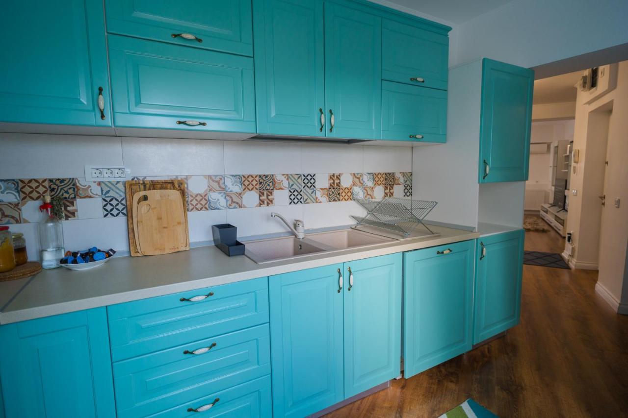 Cozy & Spacious 2Br Apartment With Netflix Bukarest Exterior foto