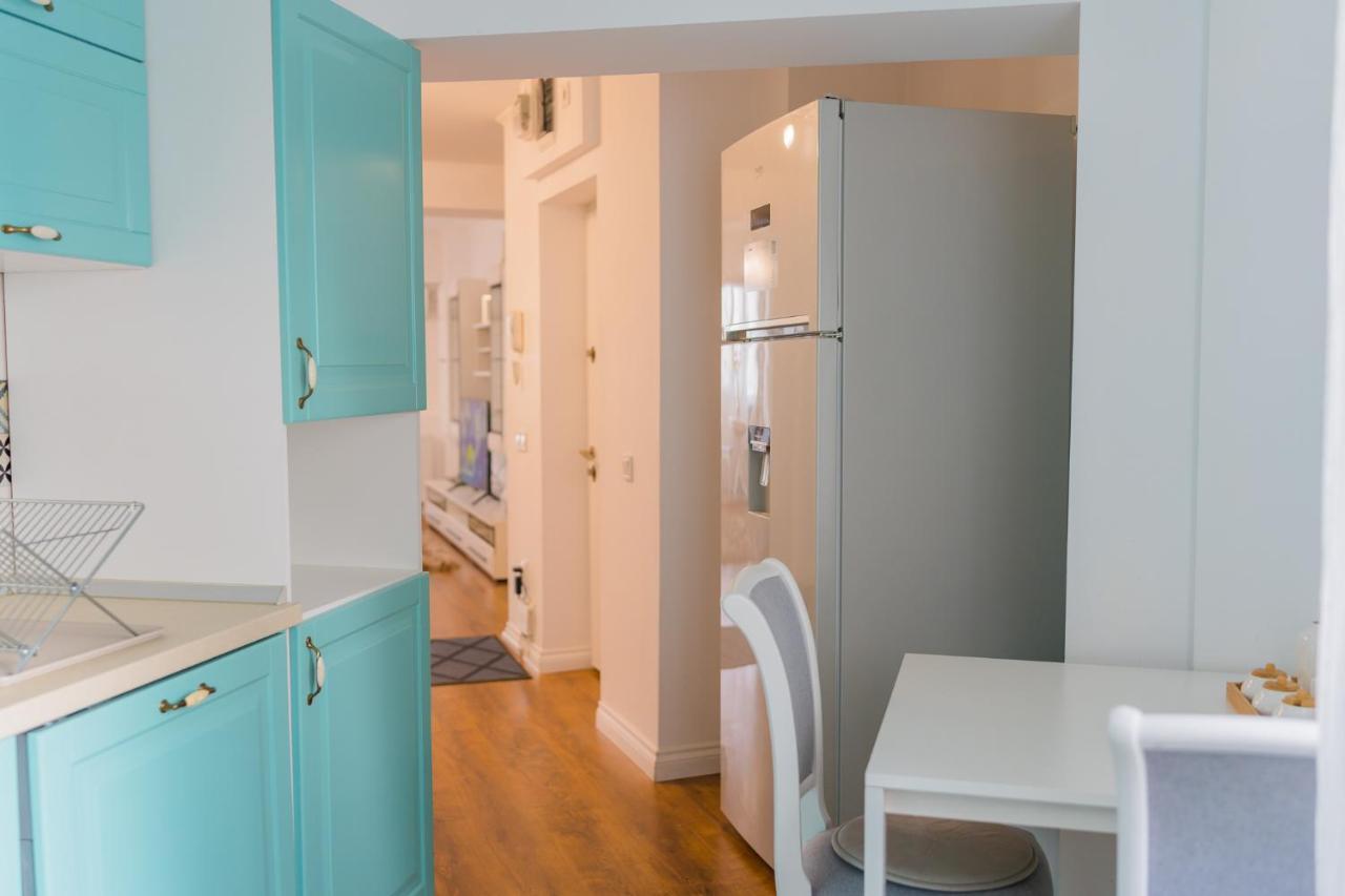 Cozy & Spacious 2Br Apartment With Netflix Bukarest Exterior foto