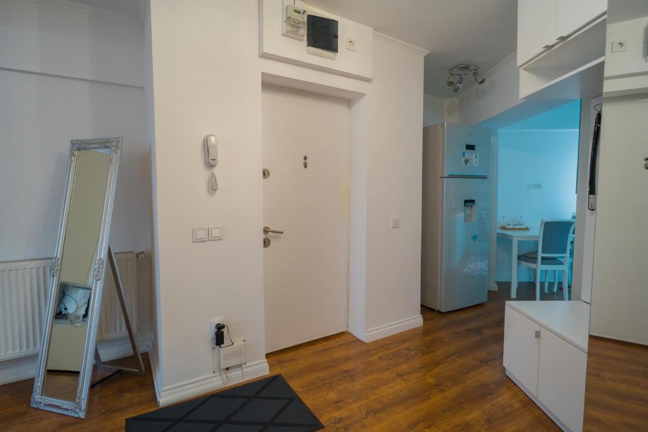 Cozy & Spacious 2Br Apartment With Netflix Bukarest Exterior foto