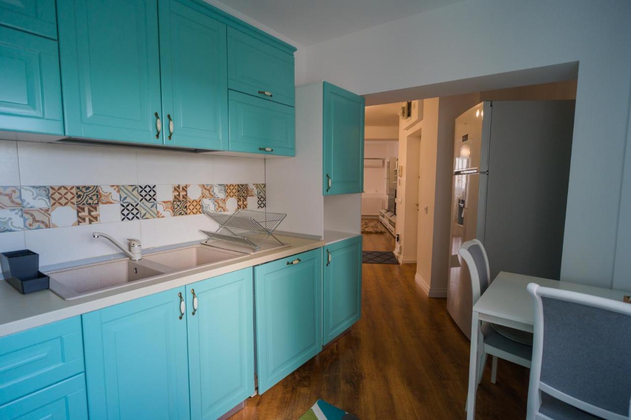 Cozy & Spacious 2Br Apartment With Netflix Bukarest Exterior foto